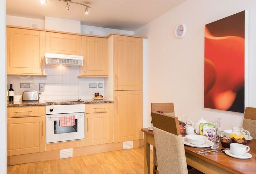 ホテル Premier Suites Birmingham