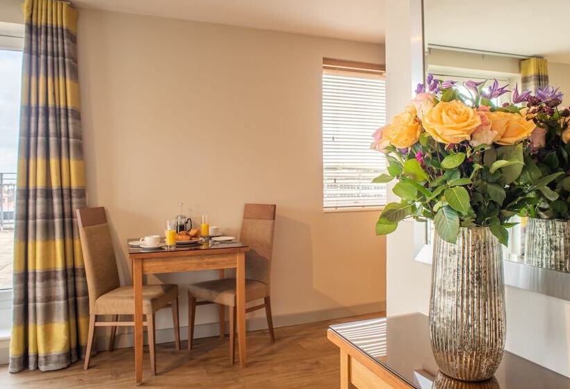 ホテル Premier Suites Birmingham