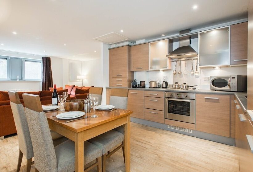 فندق Premier Suites Newcastle