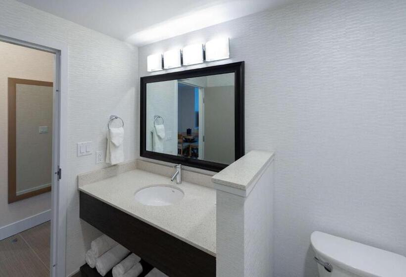Prestige Treasure Cove Resort, Worldhotels Elite