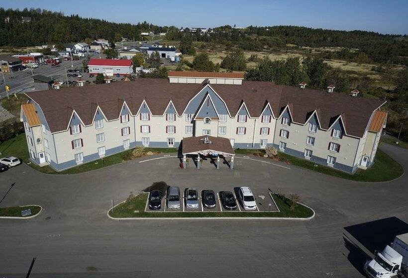 בית מלון כפרי Quality Inn
