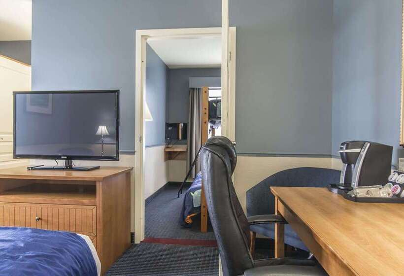 בית מלון כפרי Quality Inn