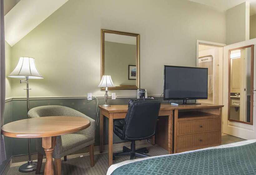 فندق Quality Inn