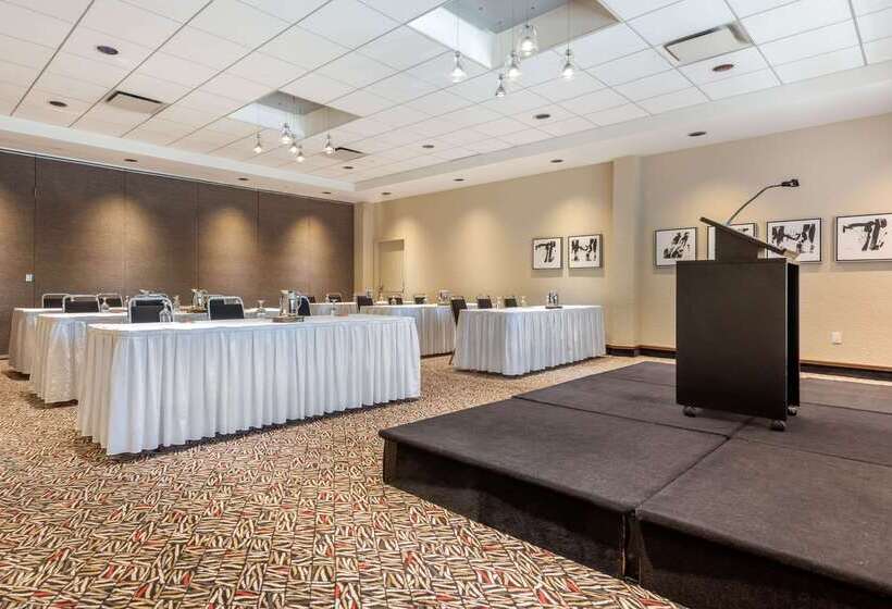 Quartier, Ascend Hotel Collection