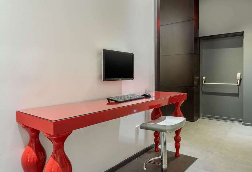 Quartier, Ascend Hotel Collection