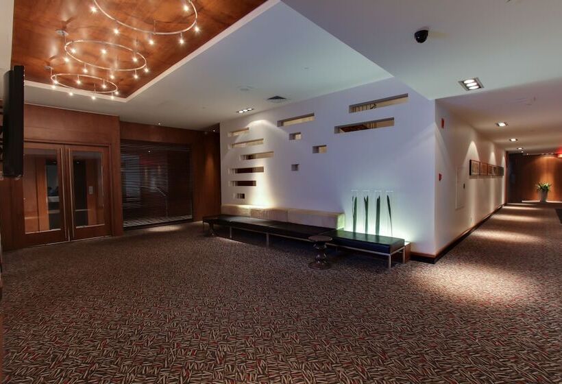 Quartier, Ascend Hotel Collection