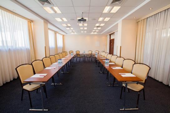 호텔 Qubus Walbrzych