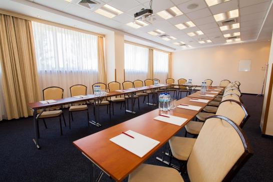 호텔 Qubus Walbrzych