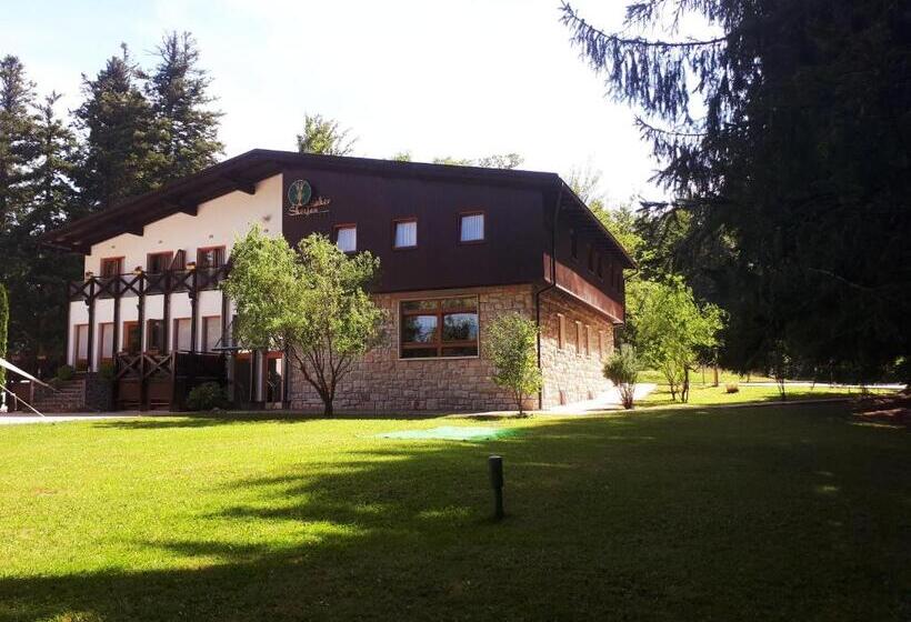 هتل Rakov Skocjan