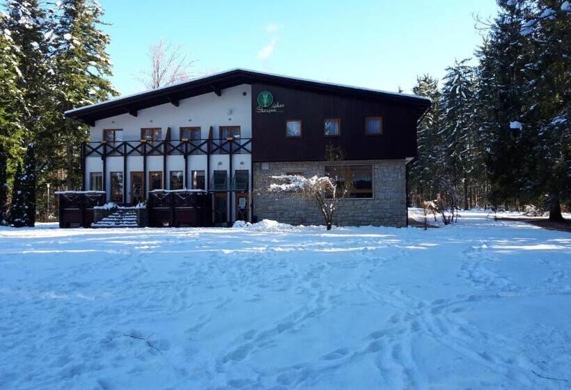 هتل Rakov Skocjan