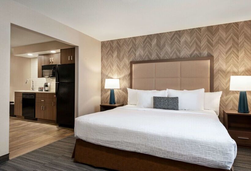 فندق Canalta Airdrie