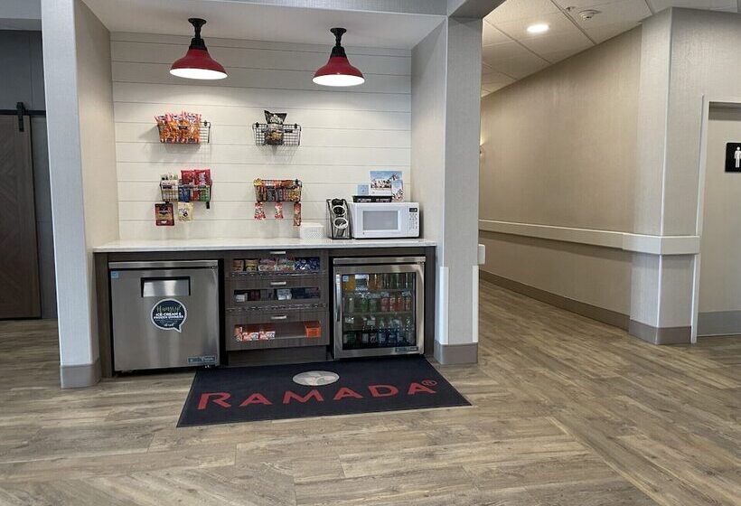 فندق Canalta Airdrie