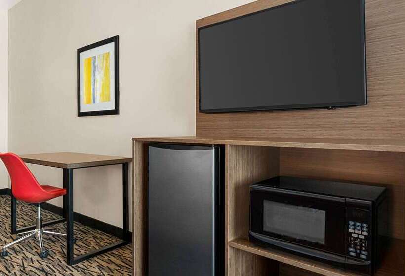 בית מלון כפרי Ramada By Wyndham Marina