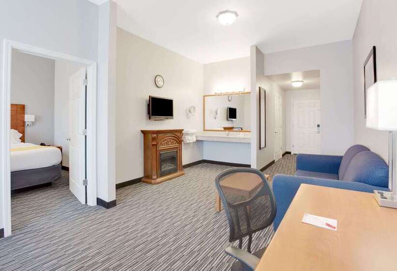 בית מלון כפרי Ramada By Wyndham Marina