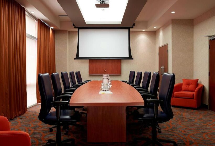 هتل Residence Inn By Marriott Montreal Airport