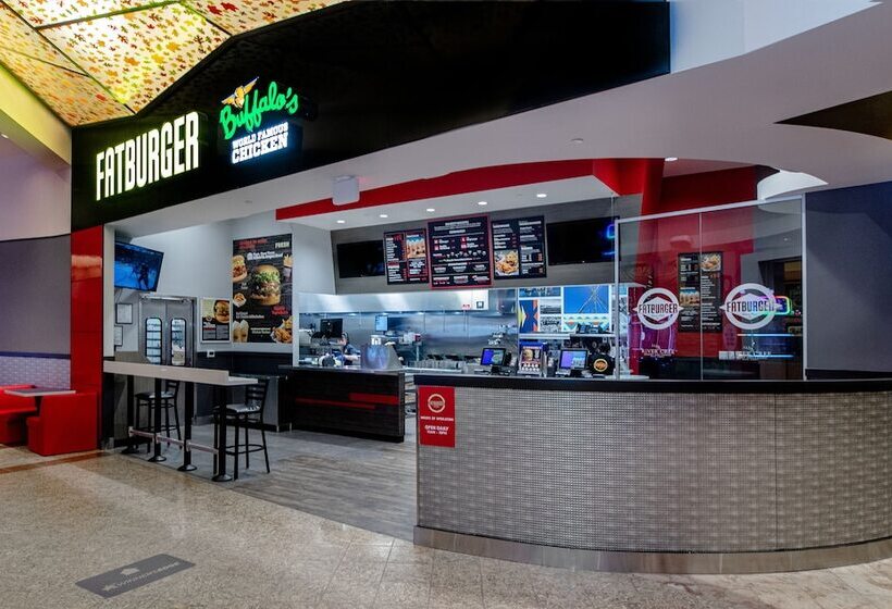 ホテル River Cree Resort & Casino