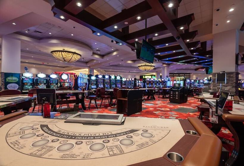 ホテル River Cree Resort & Casino