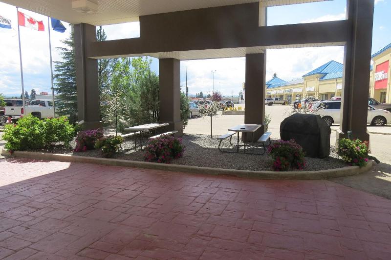 فندق Rocky Inn Express