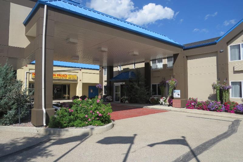 فندق Rocky Inn Express