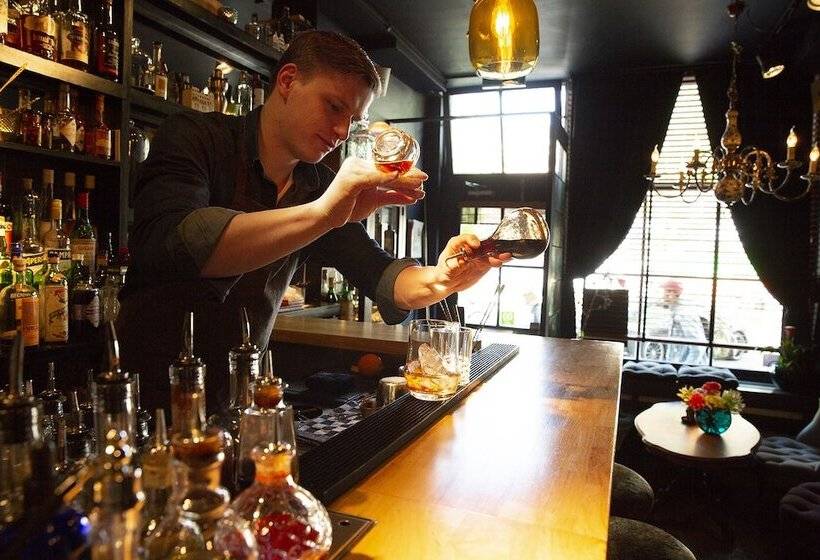 Hotel Rosalia S Menagerie Cocktail Bar & Innupstairs