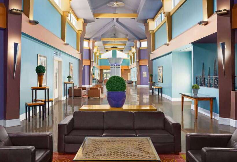 Royal Hotel Edmonton Airport Trademark Collection By Wyndham