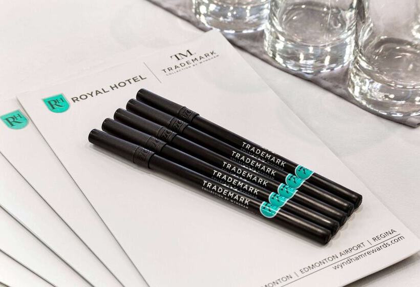 Royal Hotel Edmonton Airport Trademark Collection By Wyndham