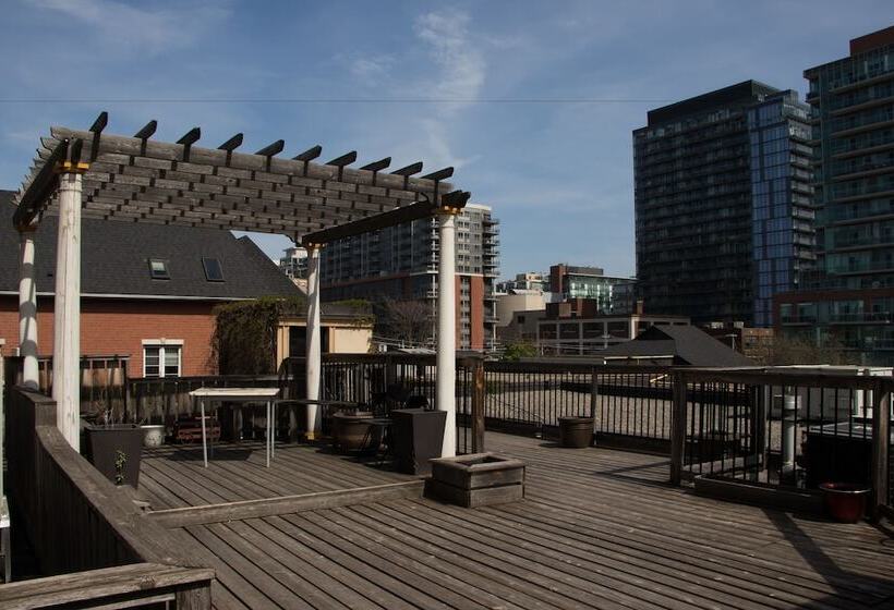 호텔 St Lawrence Residences And Suites