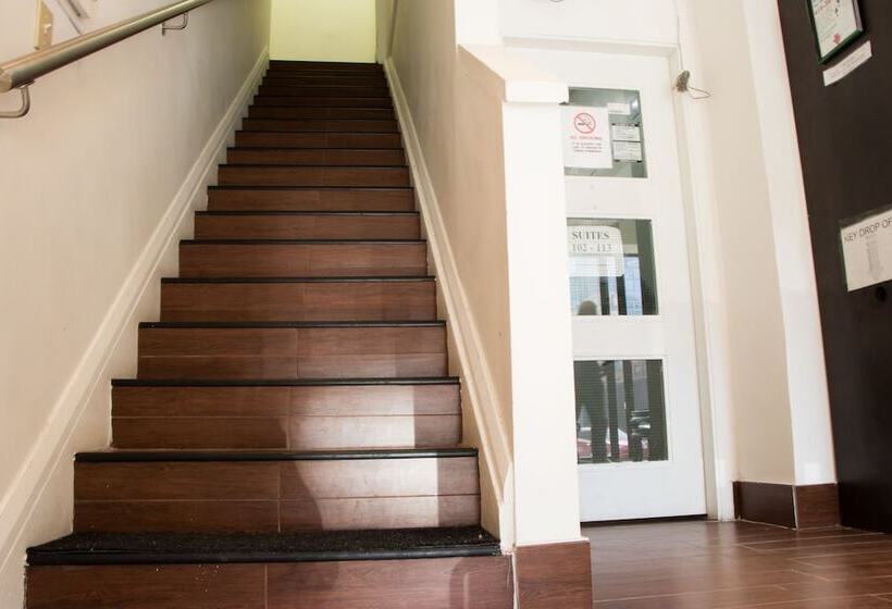 호텔 St Lawrence Residences And Suites