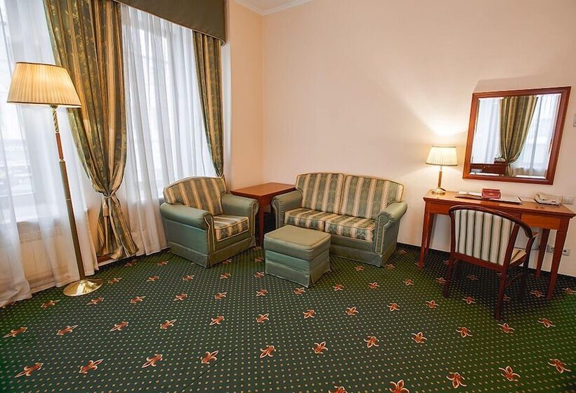 בית מלון כפרי Shalyapin Palace