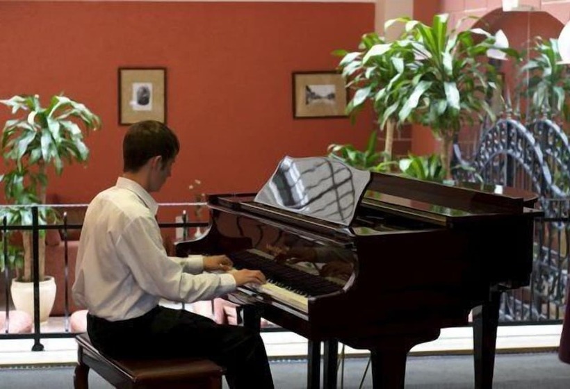 בית מלון כפרי Shalyapin Palace