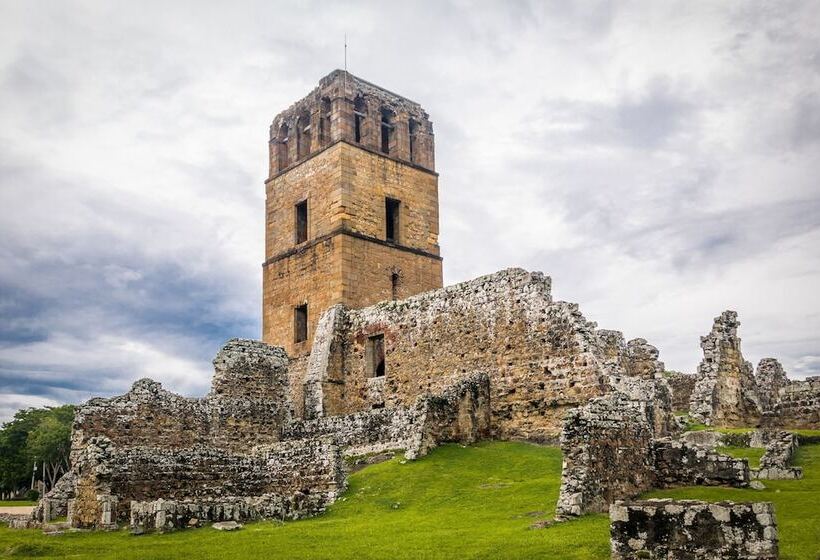 בית מלון כפרי Sheraton Grand Panama