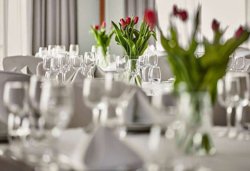 هتل Sheraton Poznan