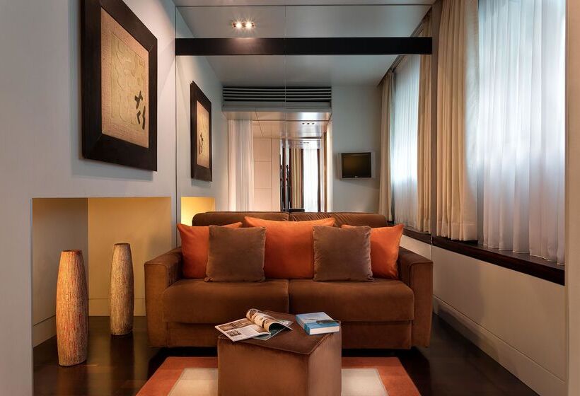 酒店 Sina The Gray