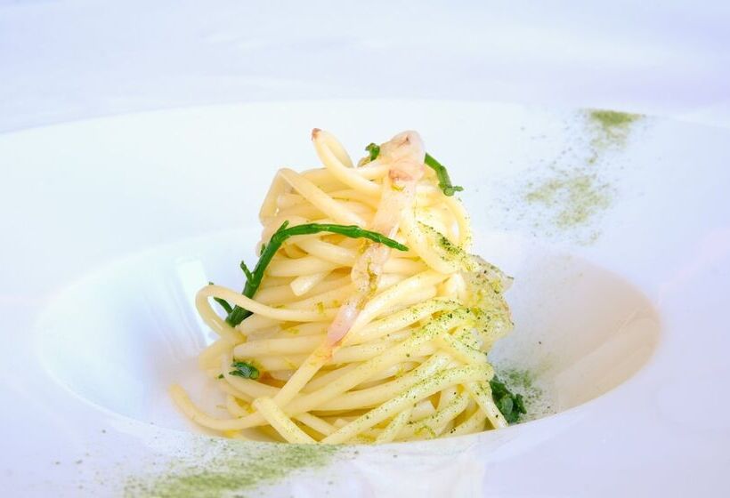 酒店 Sina The Gray