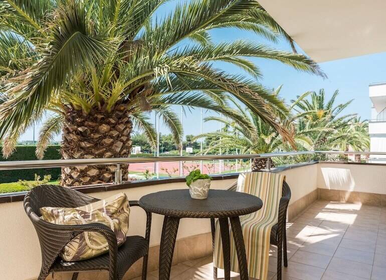 Отель Skiper Resort Savudrija