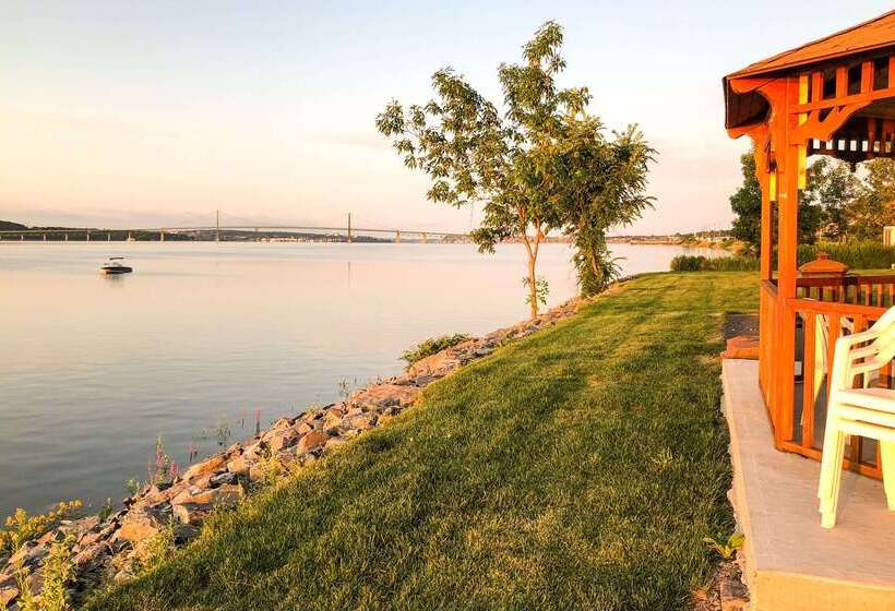 בית מלון כפרי Sleep Inn & Suites Quebec City East