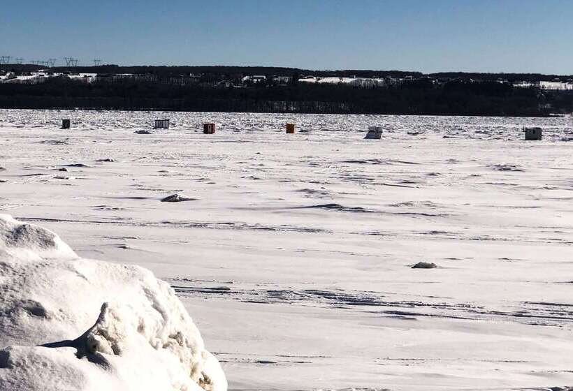 בית מלון כפרי Sleep Inn & Suites Quebec City East