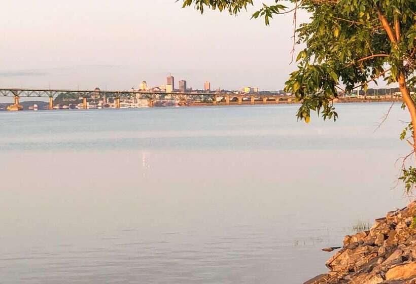 בית מלון כפרי Sleep Inn & Suites Quebec City East