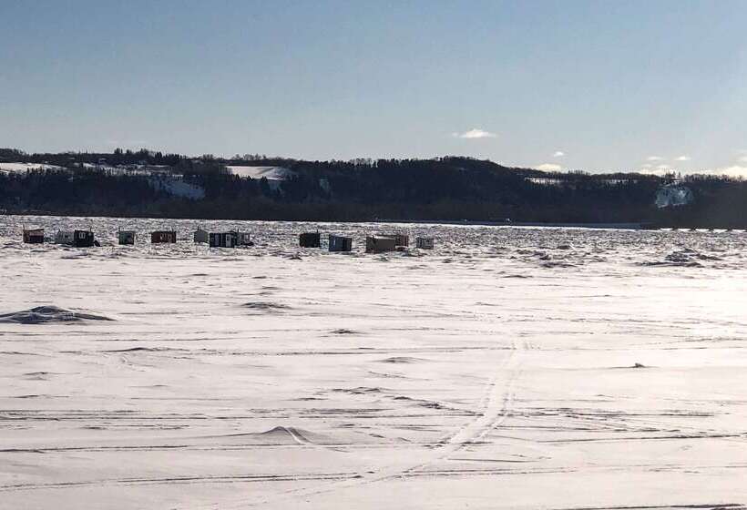 בית מלון כפרי Sleep Inn & Suites Quebec City East