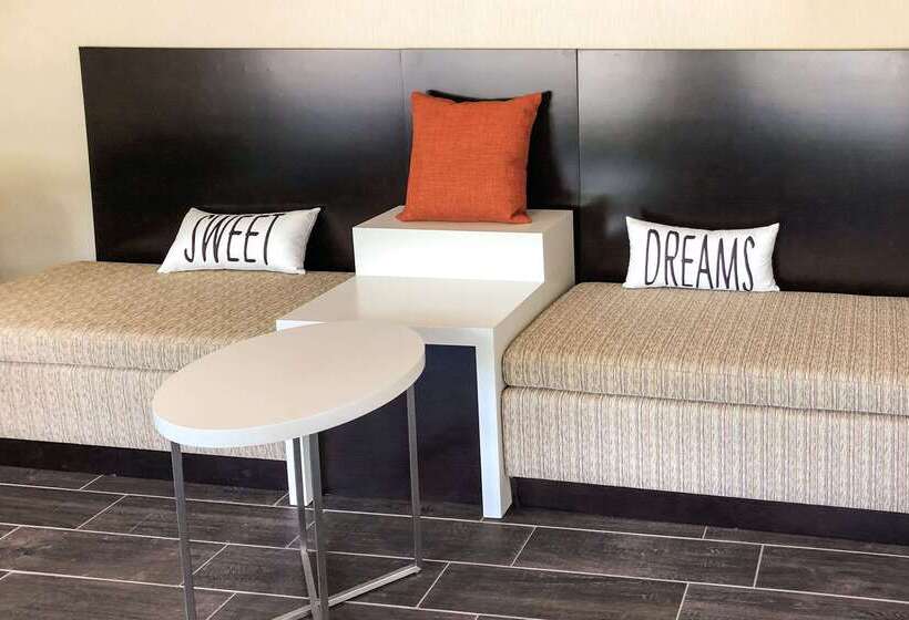 בית מלון כפרי Sleep Inn & Suites Quebec City East