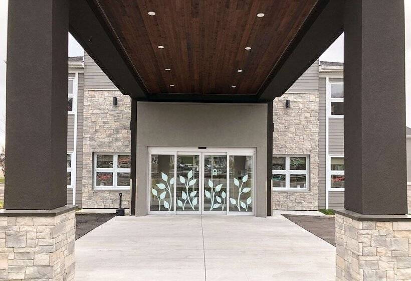 בית מלון כפרי Sleep Inn & Suites Quebec City East