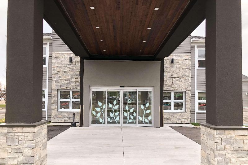 בית מלון כפרי Sleep Inn & Suites Quebec City East