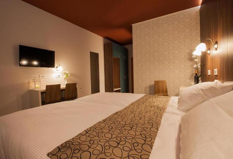 Eco Hotel Center Postojna