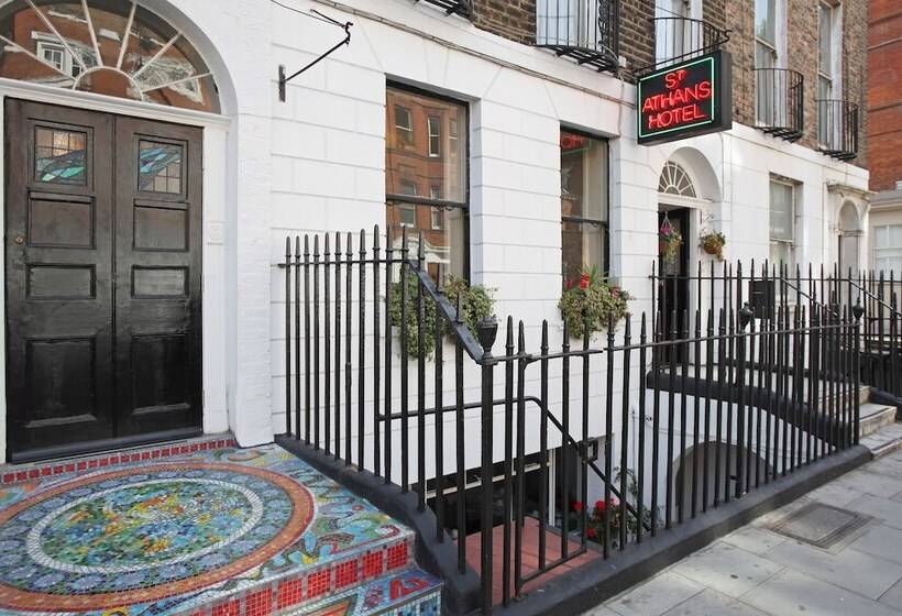 فندق St. Athans