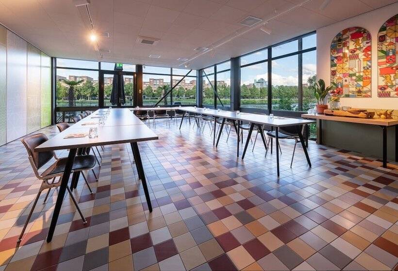 هتل Stayokay Hostel Maastricht