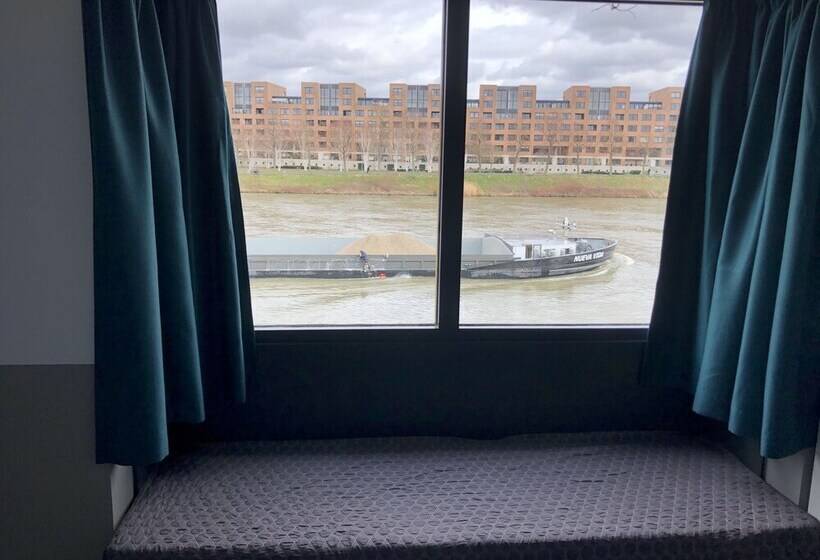 هتل Stayokay Hostel Maastricht