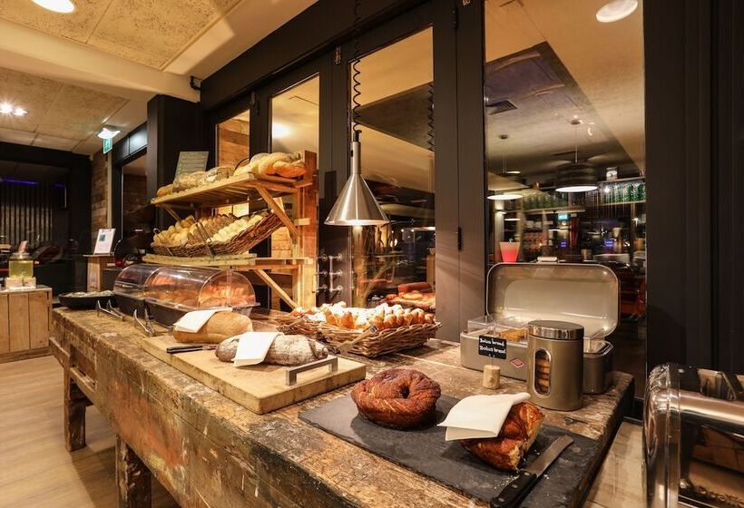 Strandhotel Westduin