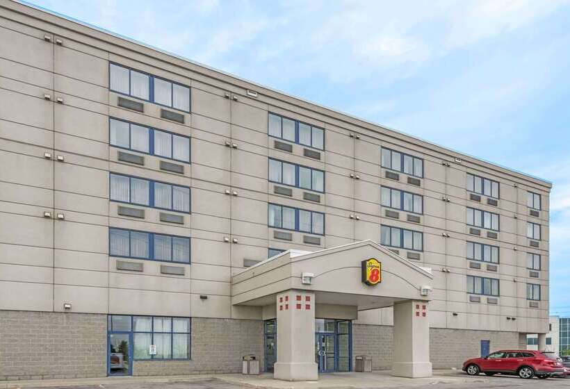 호텔 Super 8 By Wyndham Mississauga