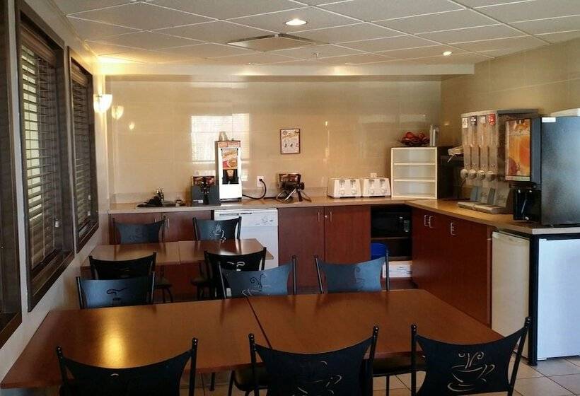 酒店 Super 8 By Wyndham Sainte Agathe Des Monts