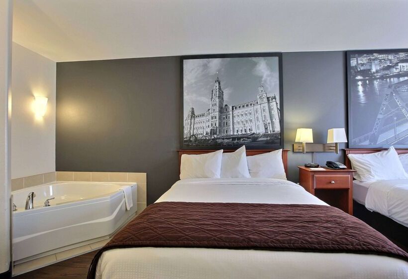 فندق Super 8 By Wyndham Troisrivieres